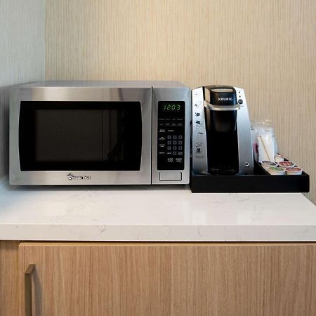 Hilton Garden Inn Розвилл Экстерьер фото